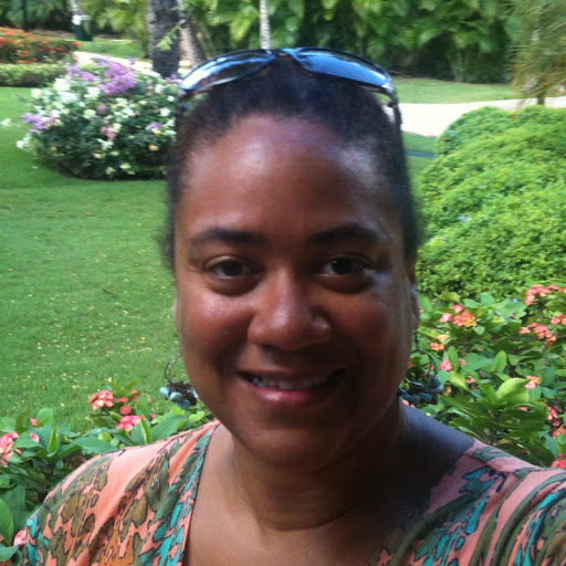 Lori Thomas Photo 33