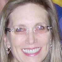 Elizabeth Hardesty Photo 22