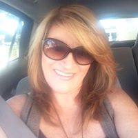 Suzanne Armstrong Photo 30