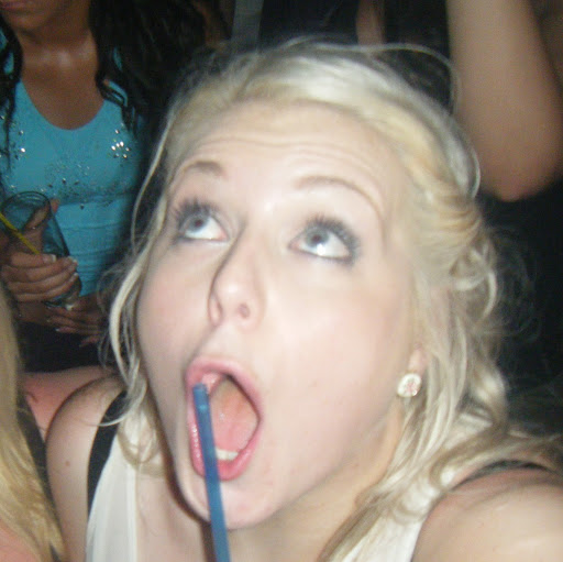 Danielle Murphy Photo 18
