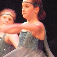 Kimberley Sanders Photo 25