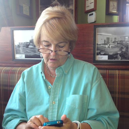 Carolyn Bradley Photo 29