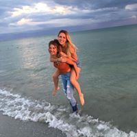 Lindsay Schmidt Photo 32