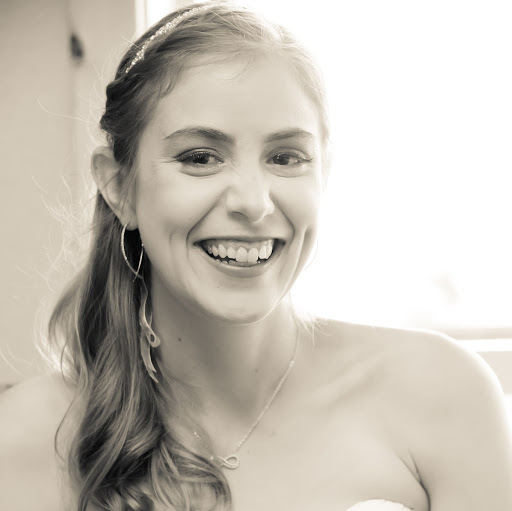 Stephanie Stout Photo 38