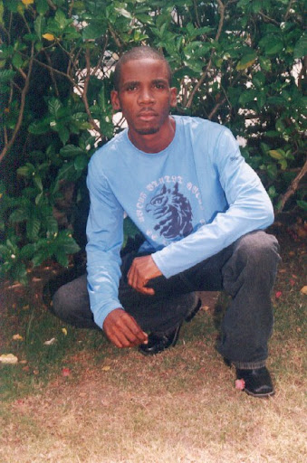 Garfield Robinson Photo 30