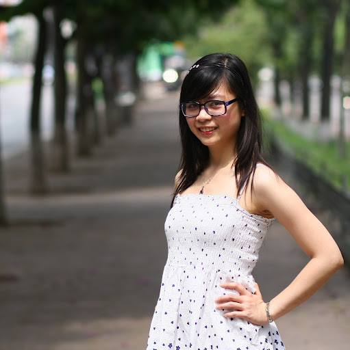 Trang Bui Photo 39