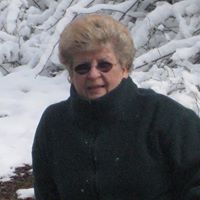 Bobbie Lambert Photo 16