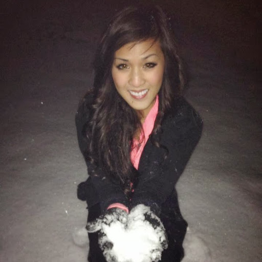 Lyly Tran Photo 32