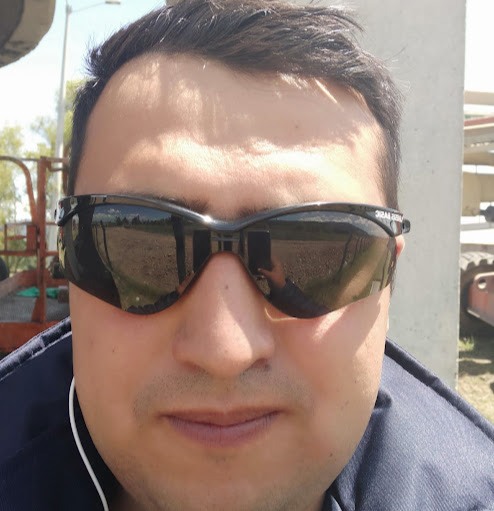 Luis Pinzon Photo 37