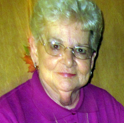 Virginia Myers Photo 39