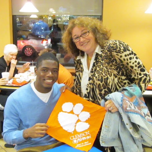 Rhonda Cooper Photo 33
