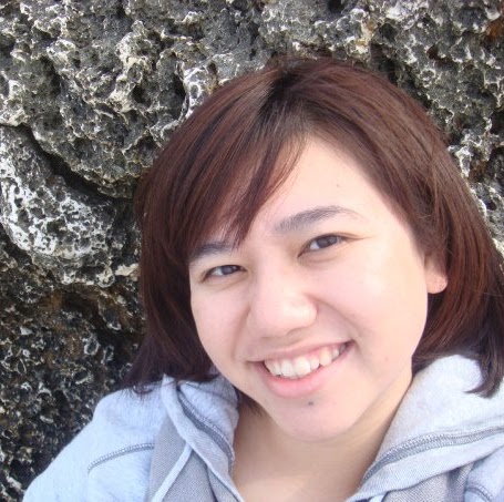 Julie Tsai Photo 15