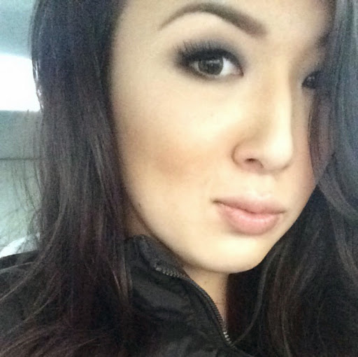 Theresa Flores Photo 22