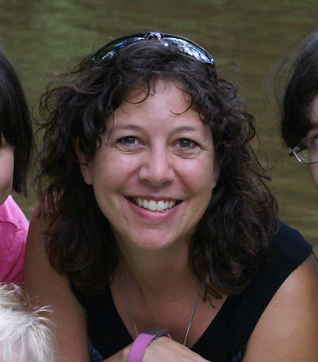 Mary Farrar Photo 13