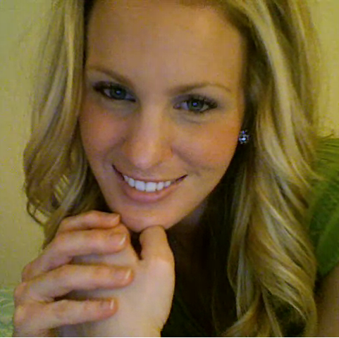 April Carson Photo 16