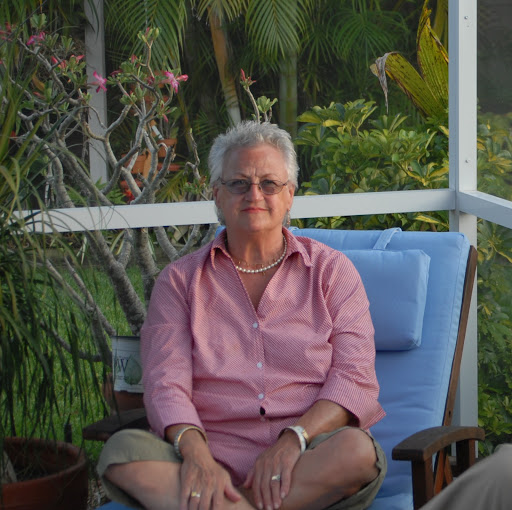 Helen Gauthier Photo 4