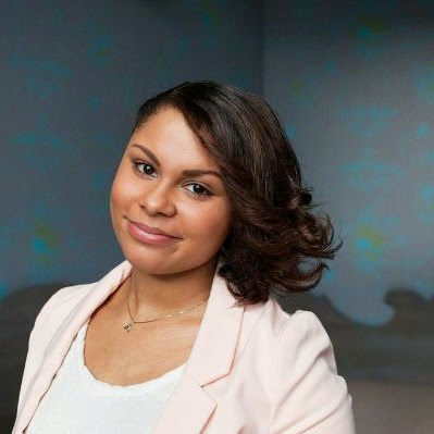 Shelly James Photo 24