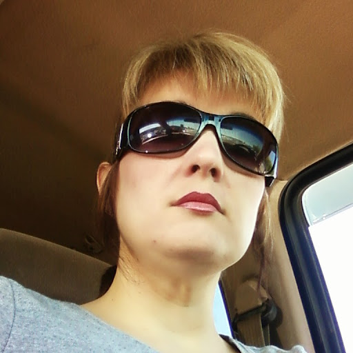 Sandi Young Photo 3