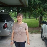 Linda Melton Photo 29