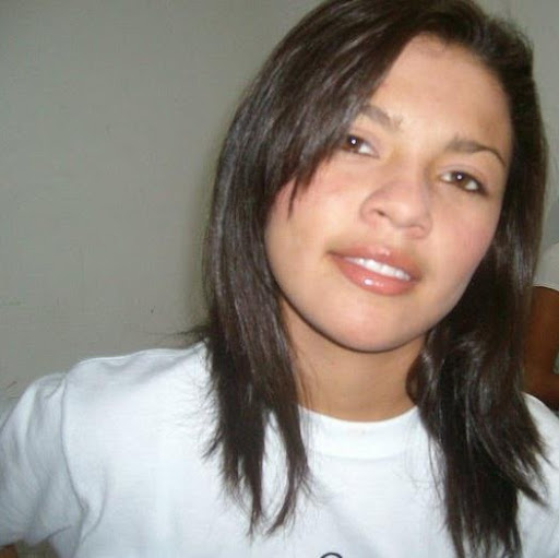 Karen Lara Photo 11