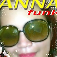 Anna Funk Photo 11