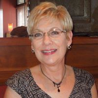 Linda Strong Photo 18