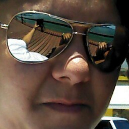 Carol Robles Photo 43