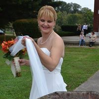 Suzanne Sharp Photo 22