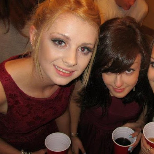 Sarah Dolan Photo 37