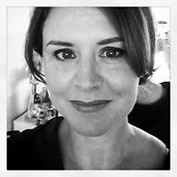 Roslyn Moore Photo 9