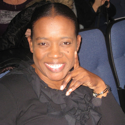 Sandra Anderson Photo 17