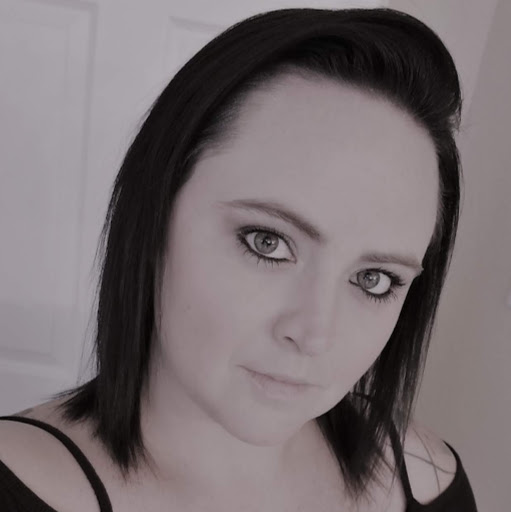 Lisa Blackman Photo 15