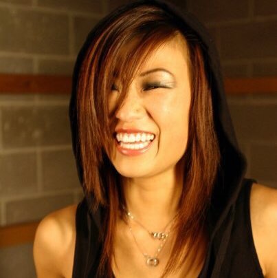 Kelly Hardison Photo 16