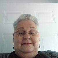 Ellen Mathews Photo 11