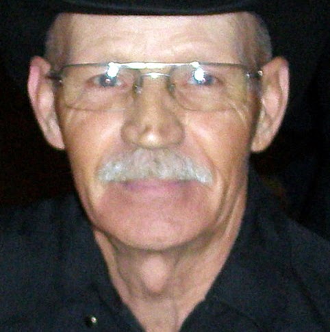 Robert Vest Photo 13