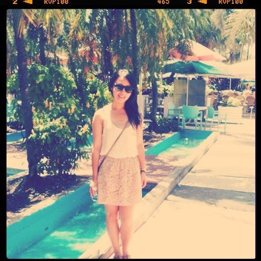 Linda Li Photo 10