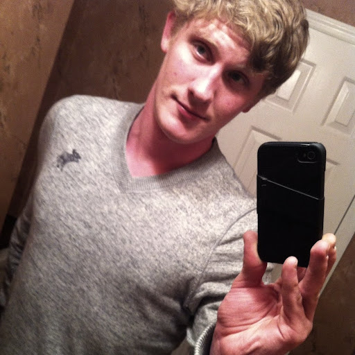 Alexander Stewart Photo 37
