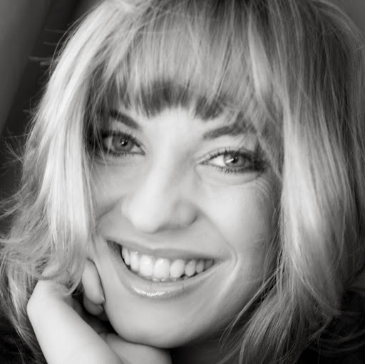 Amanda Worley Photo 35