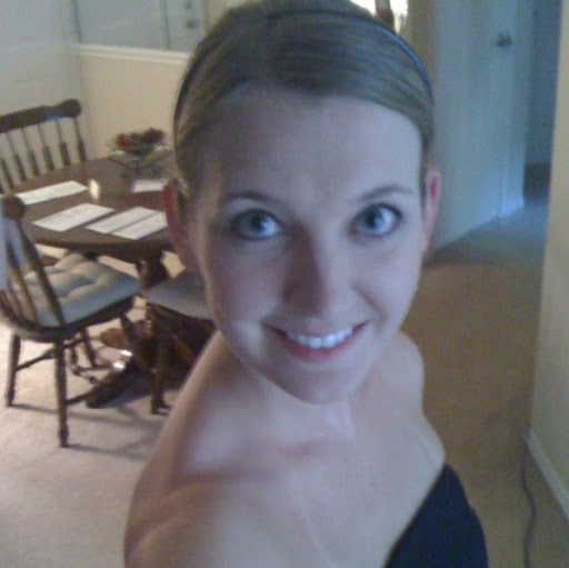 Hilary Wright Photo 26