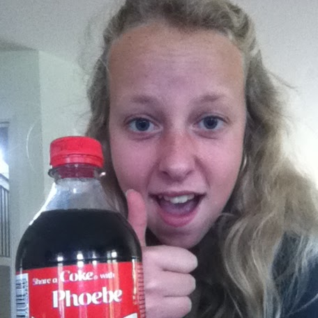 Phoebe Taylor Photo 6