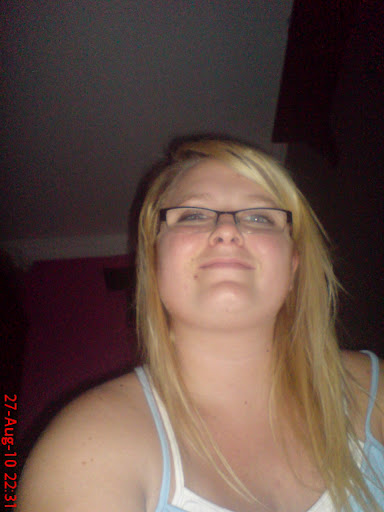 Laura Todd Photo 8