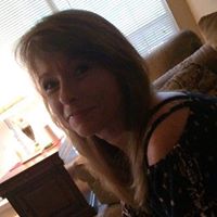 Jennifer Meade Photo 24