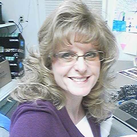 Sandy Samples Photo 23