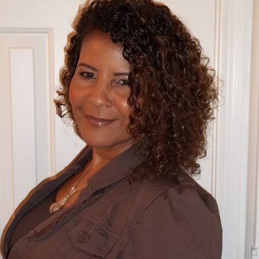Sandra Collins Photo 25