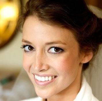 Caroline Fisher Photo 26