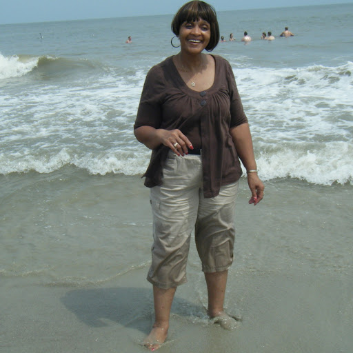 Jacqueline Nixon Photo 11