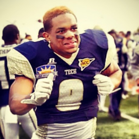 Louis Young Photo 32