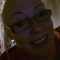 Marie Morrison Photo 32