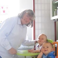 Barbara Hoff Photo 35