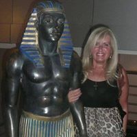 Lorraine Robertson Photo 29